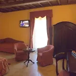 Hotel Relais Il Postiglione - Antica Posta Dei Chigi 3*