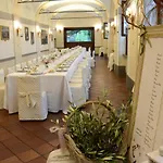 Relais Il Postiglione - Antica Posta Dei Chigi 3*