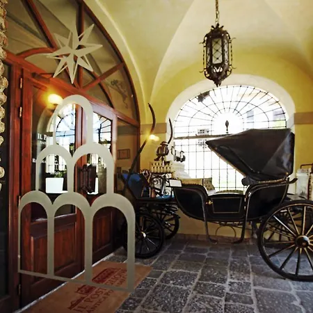 Relais Il Postiglione - Antica Posta Dei Chigi كامباغنانو دي روما