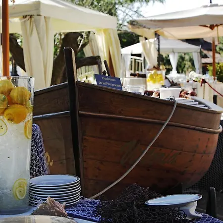 Relais Il Postiglione - Antica Posta Dei Chigi 3*