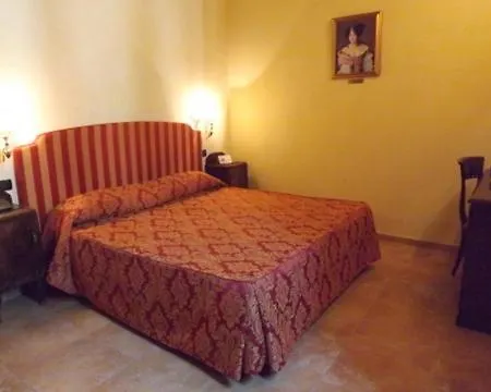 Relais Il Postiglione - Antica Posta Dei Chigi فندق 3*