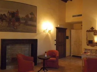 Hotel Relais Il Postiglione - Antica Posta Dei Chigi 3*