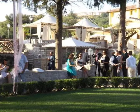 Relais Il Postiglione - Antica Posta Dei Chigi 3* كامباغنانو دي روما