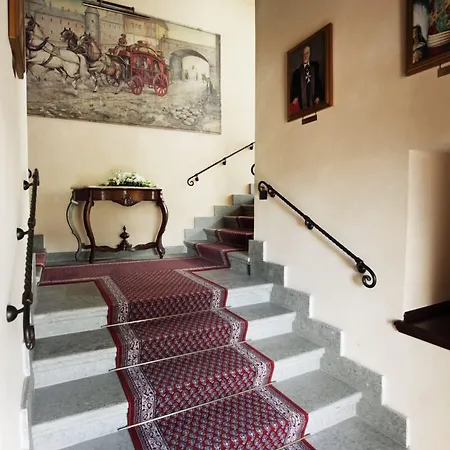 Relais Il Postiglione - Antica Posta Dei Chigi فندق
