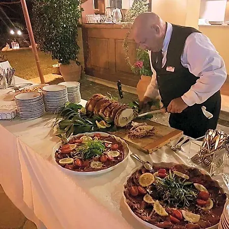 Hotel Relais Il Postiglione - Antica Posta Dei Chigi Campagnano Di Roma