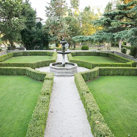 Relais Il Postiglione - Antica Posta Dei Chigi فندق كامباغنانو دي روما