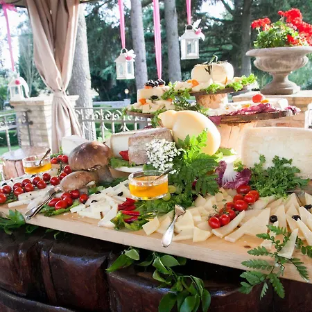 Relais Il Postiglione - Antica Posta Dei Chigi 3* Campagnano Di Roma